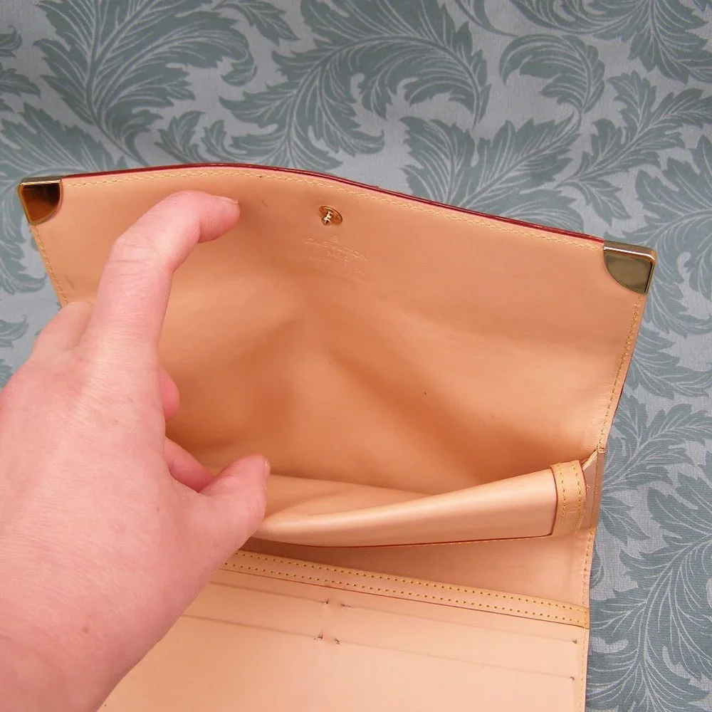 RARE Louis Vuitton x Murakami International Wallet EUC